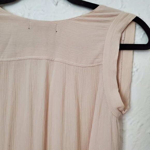 Suen Noaj Krinkel Dress in Cream - Picture 3 of 8